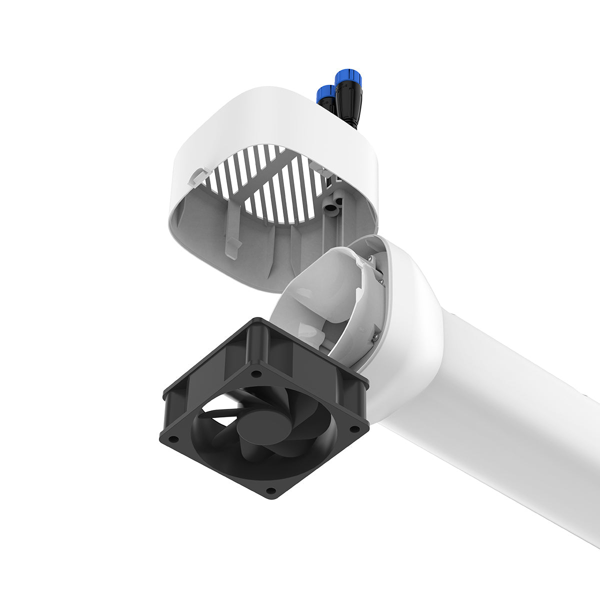 Cereslux DeepGrow-Chain 140W Under Canopy LED Grow Light – 3.2 µmol/J, IP66, Daisy-Chaining System cooling fan close-up.
